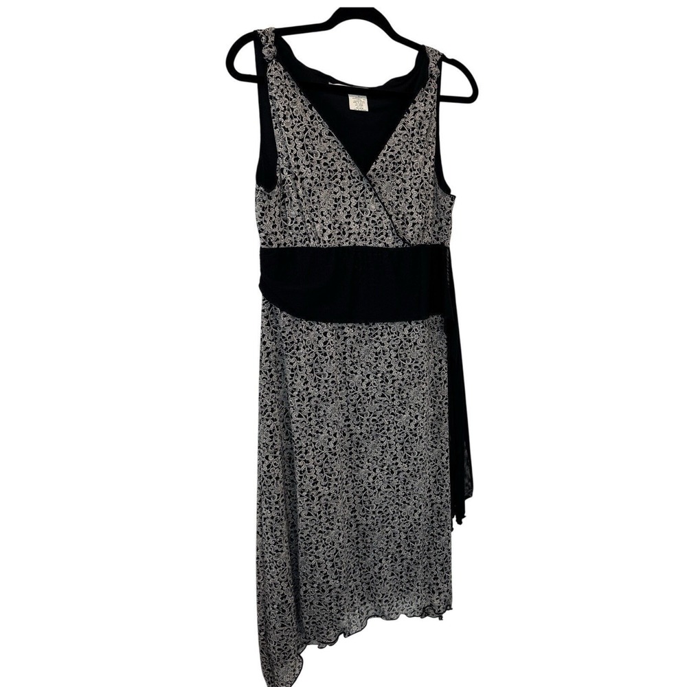 Max Studio Dress Women M 5912K50 Black White Paisley Handkerchief Hem Sleeveless - Picture 1 of 8